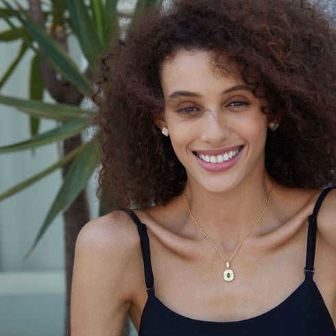 Green Gemstone White Shell Pendant Drop Necklace